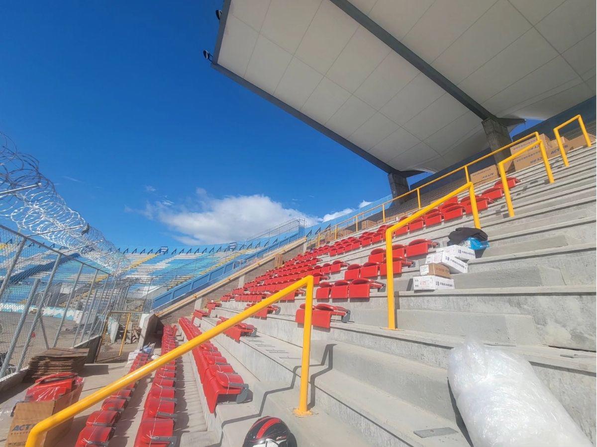 ¿Para la finalísima? Revelan fecha final de instalación de las sillas nuevas en sol centro del Estadio Nacional