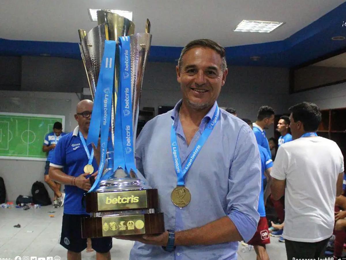 ¿Quién ganó más títulos? De los últimos 20 torneos en Liga Nacional de Honduras, ellos son los técnicos que han dirigido las finales