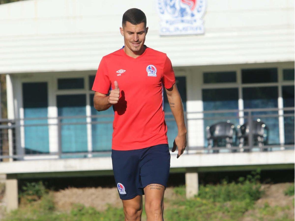 ¡Con el fichaje uruguayo! Olimpia pone la mirada en el Olancho FC: así fue su último entreno en el CAR