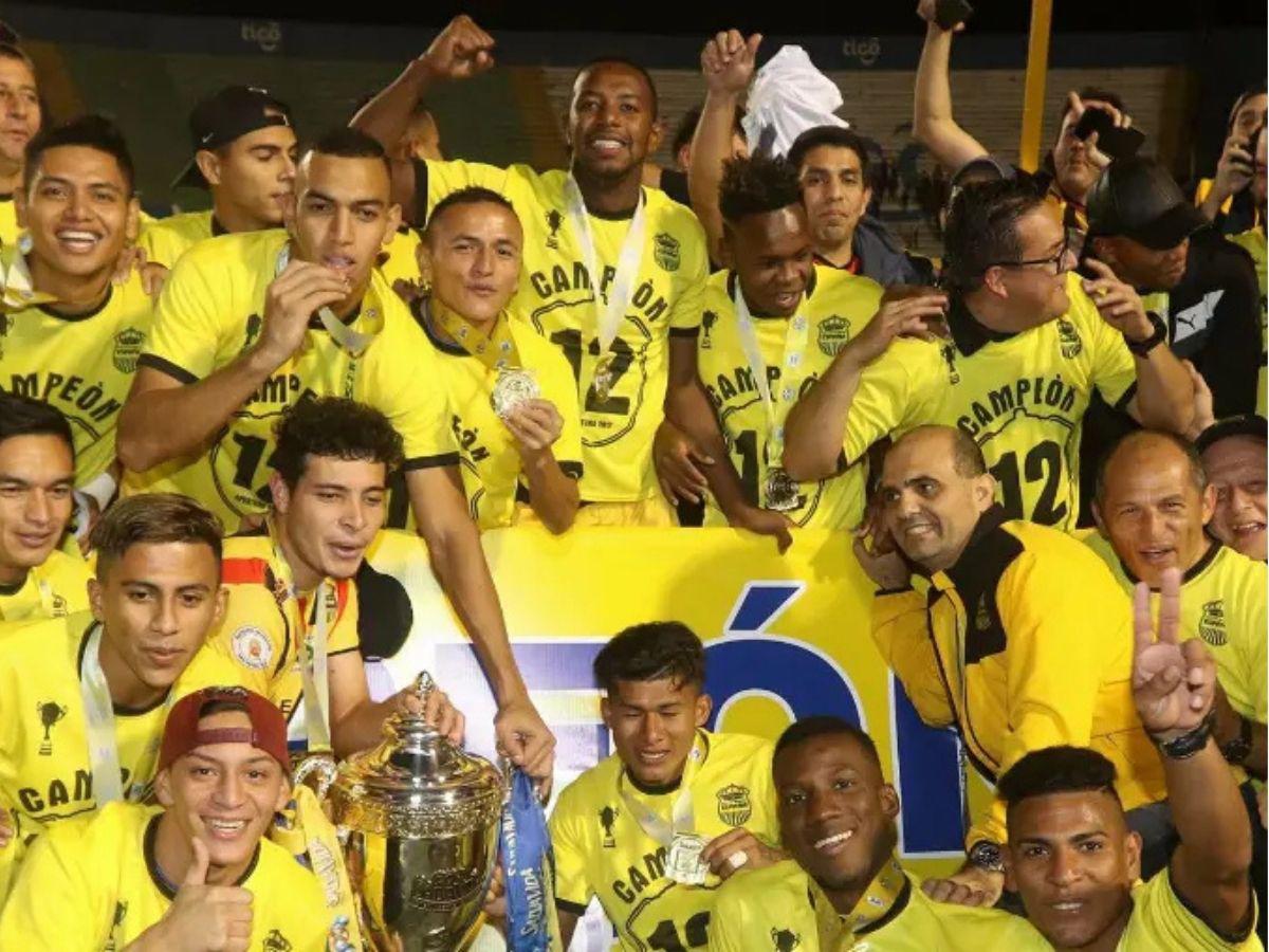 Real España y Marathón están “embrujados”: las sequías más largas sin copas en Liga Nacional de Honduras