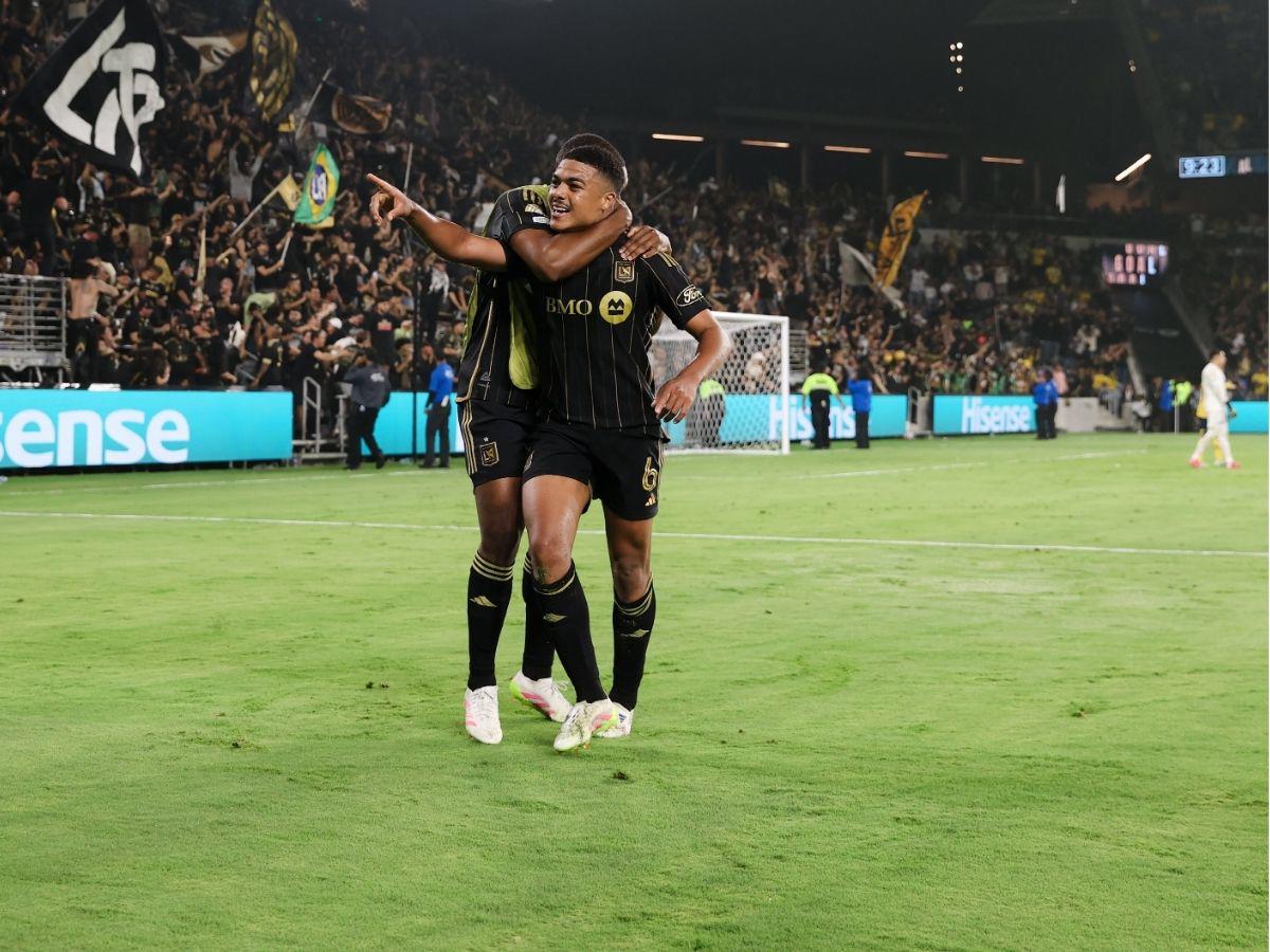 Amargura en el América tras batacazo, LAFC hizo historia, famoso de Hollywood se robó el show y el VAR apareció