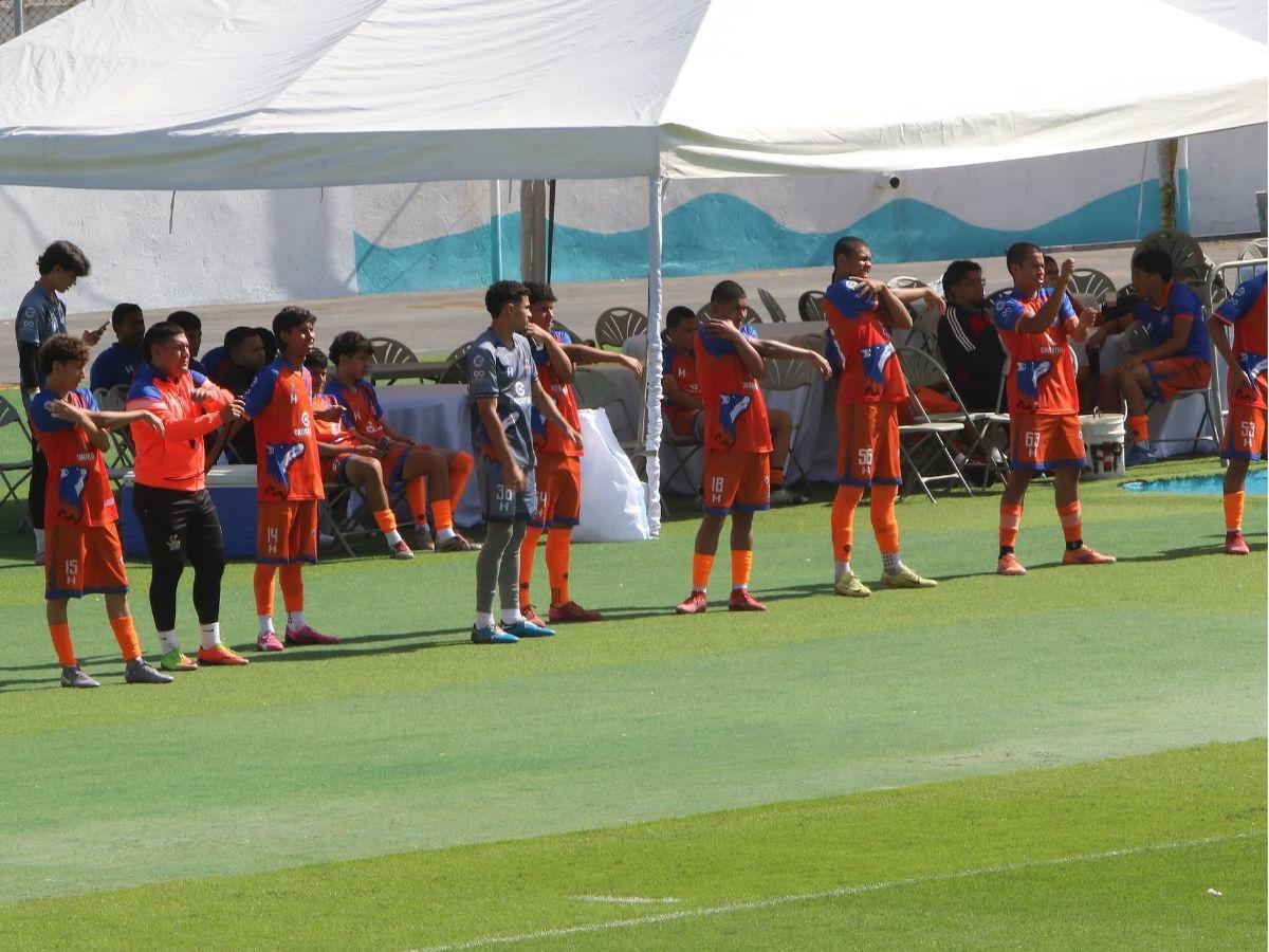 El FVS VAR tendrá un curioso detalle y qué estaba haciendo Espinel: así fue el día dos de pruebas de la herramienta tecnológica