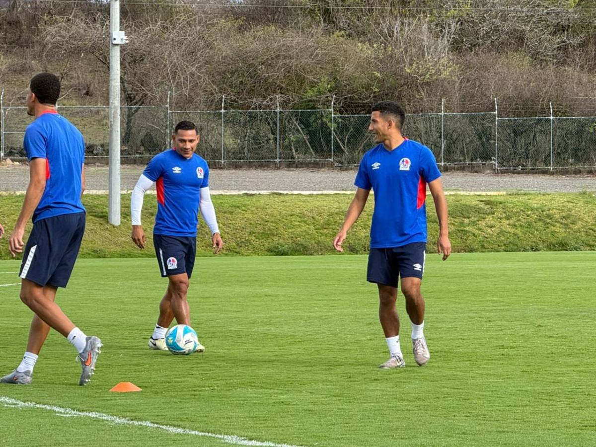 ¿Están lesionados? Los futbolistas de Olimpia que Espinel no utilizó ante UPN y no lo haría con Victoria
