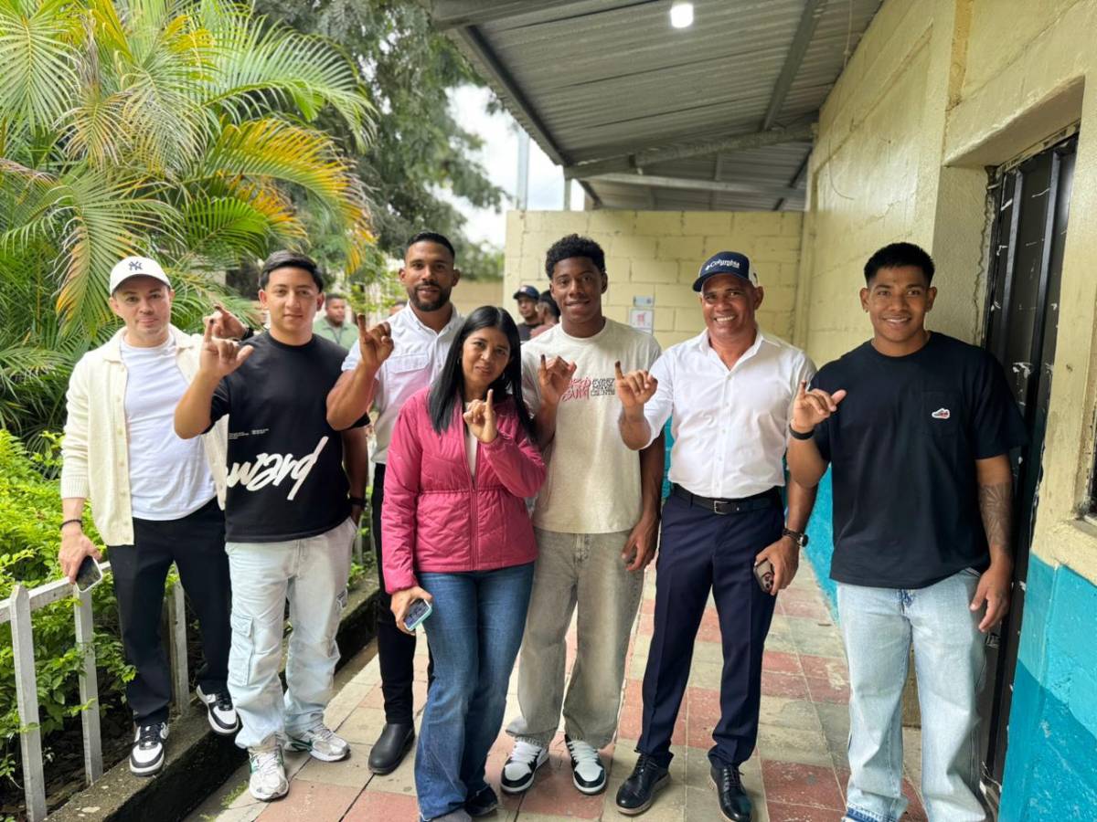 ¿Qué jugadores no ocultaron su voto? Personajes e influencers participaron en elecciones generales de Honduras