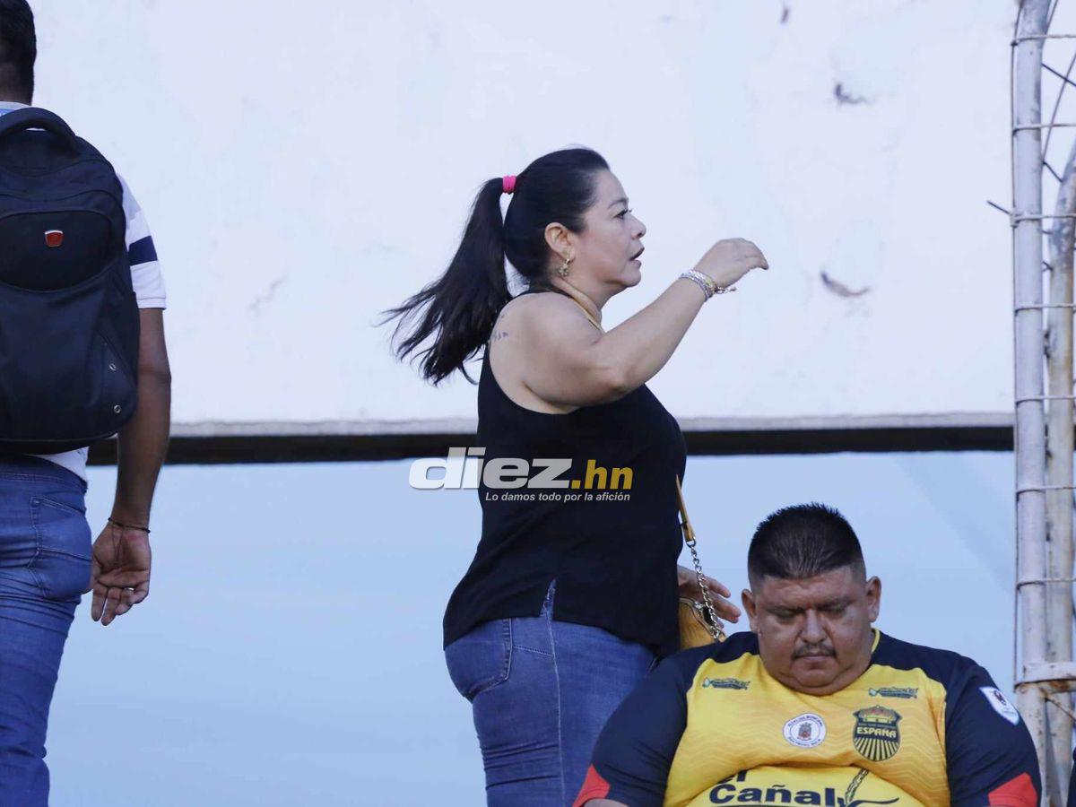 No se vio en TV: Show de “Buba” López contra Olimpia, las bellas chicas del clásico, bronca del DT de Real España y la policía blindó el Olímpico