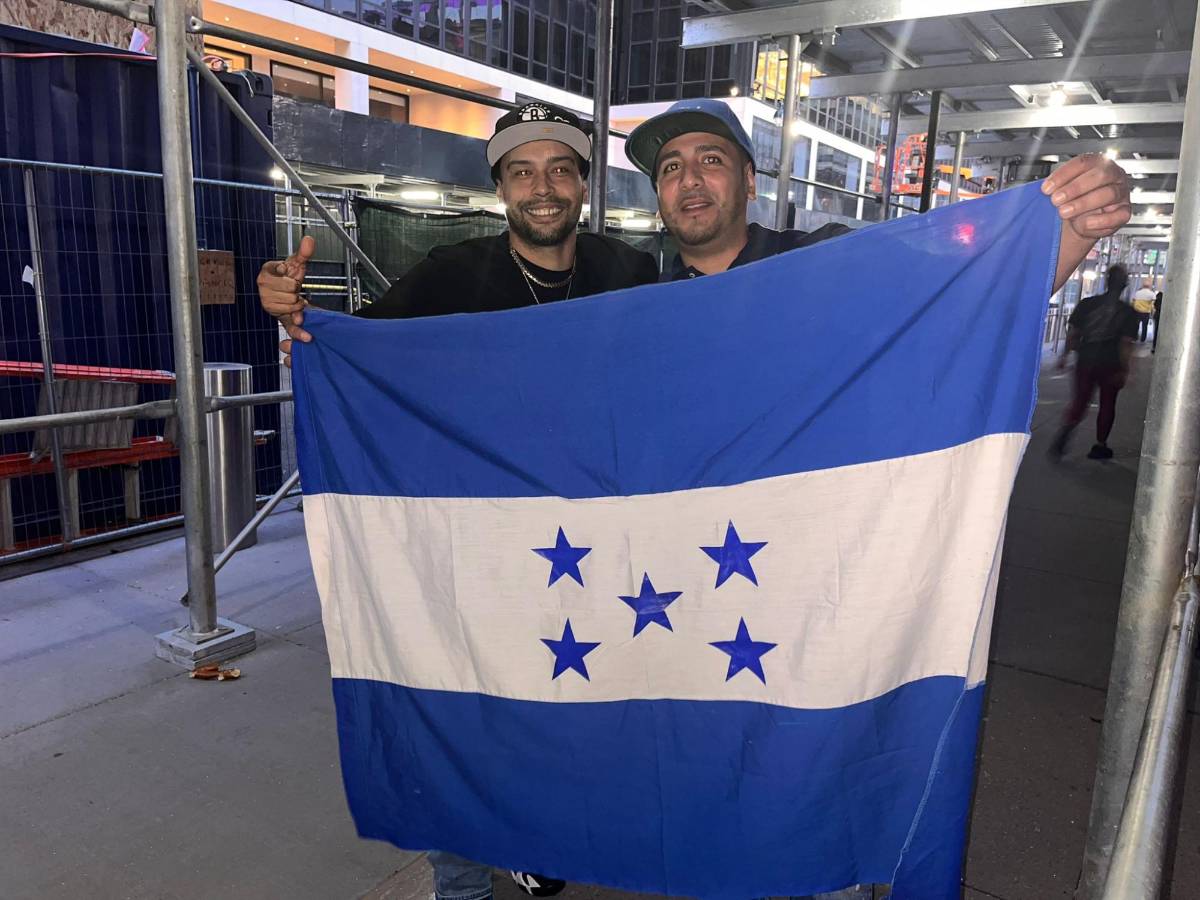 Por Honduras: Los fieles seguidores de Teófimo López, la hermosa pareja de Josh Taylor y habrá llenazo en el Madison Square Garden