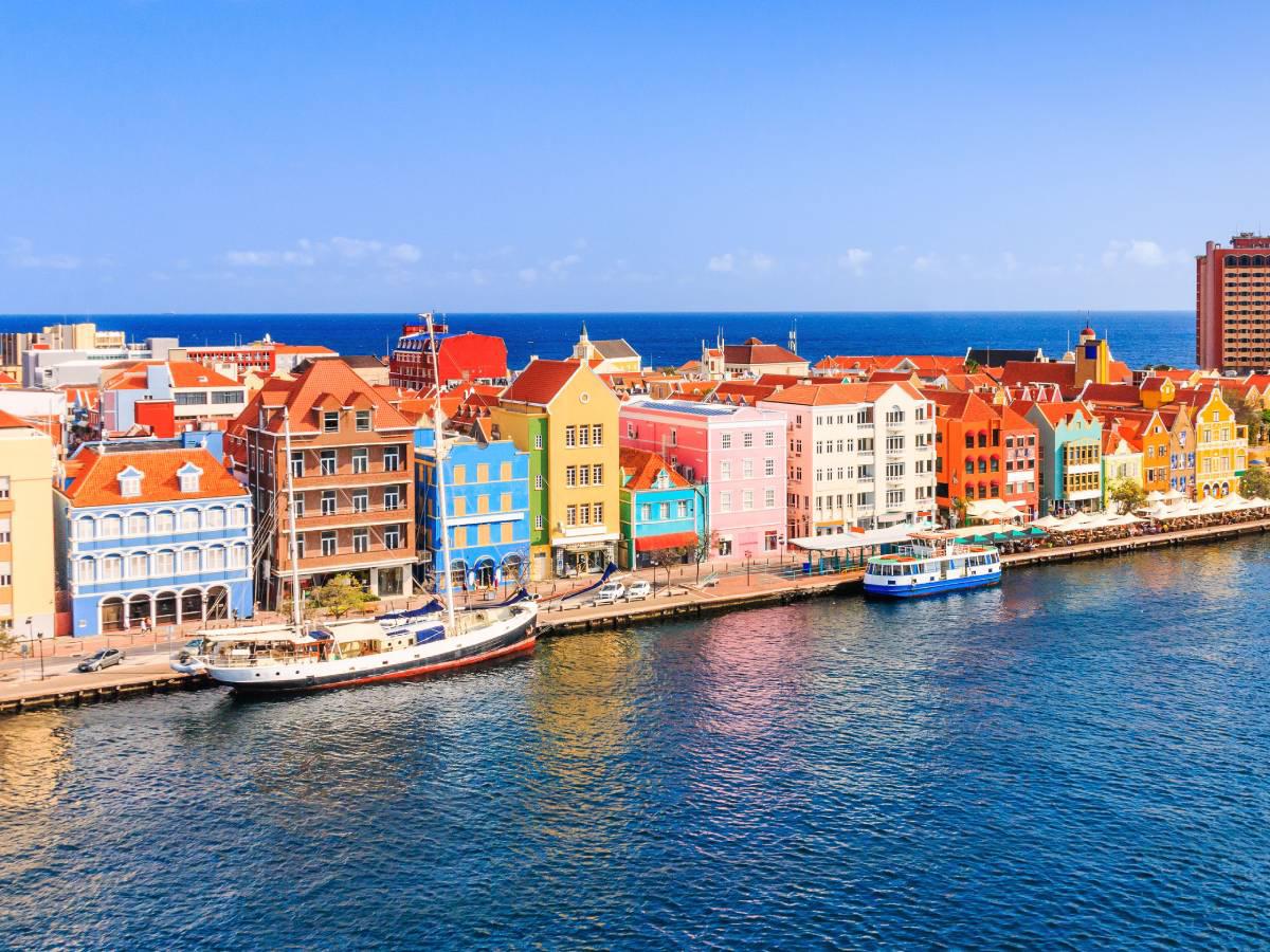 Con estilo europeo: así es la ciudad donde Honduras debutará en la eliminatoria; ¿por qué jugarán en Curazao y no en Haití?