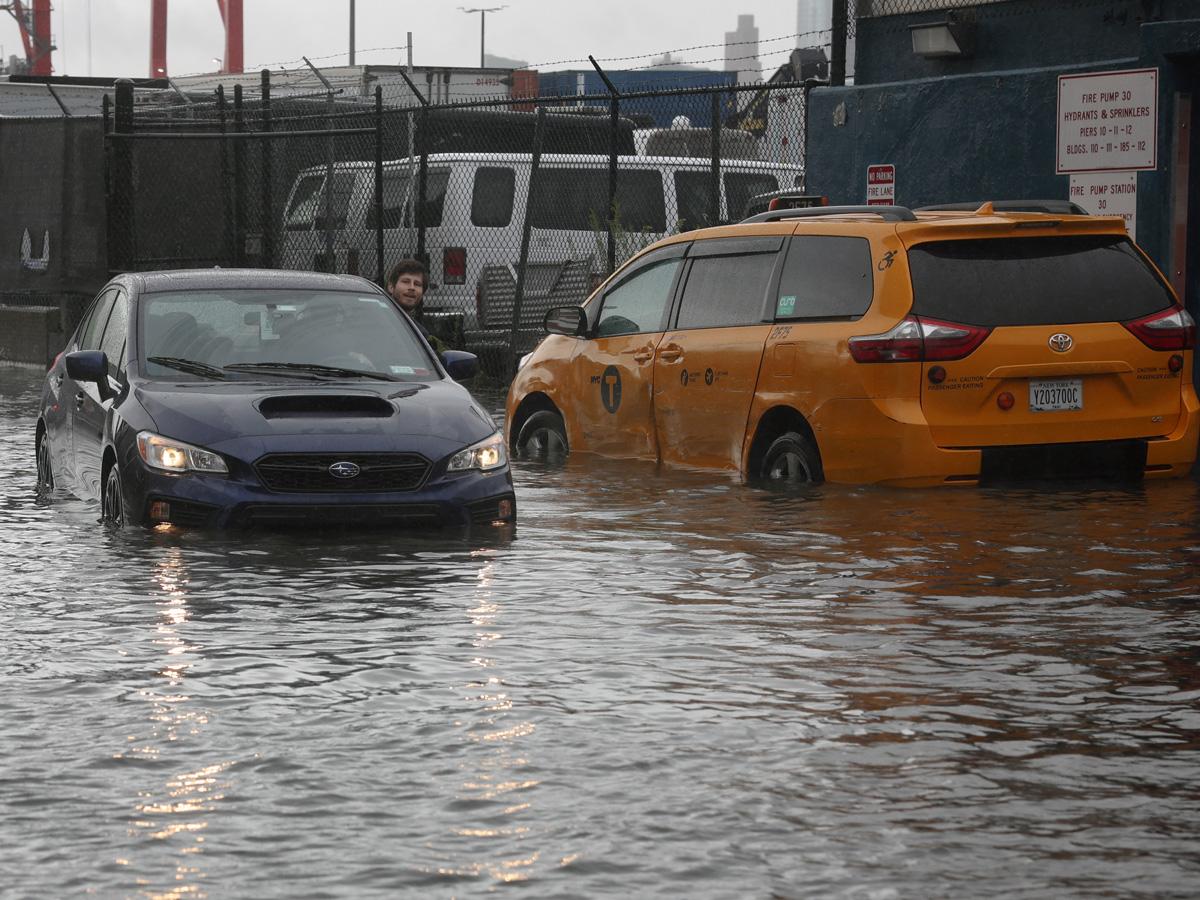 INFORME ESPECIAL: Nueva York en estado de emergencia ante inundaciones; metros, rutas de autobuses y vuelos afectados