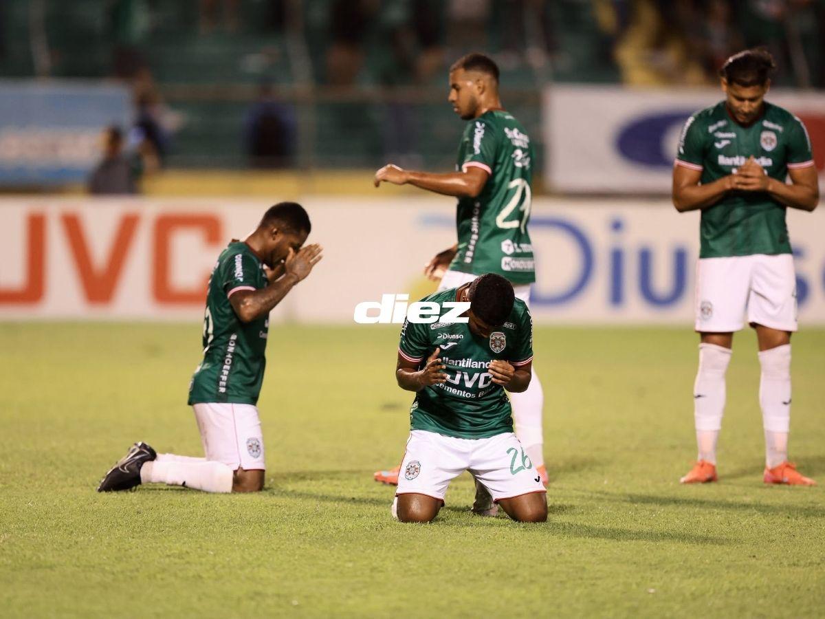 Rabia en Real España, insólita pancarta, derroche de bellezas y desenfreno en Marathón tras barrer a La Máquina en el clásico