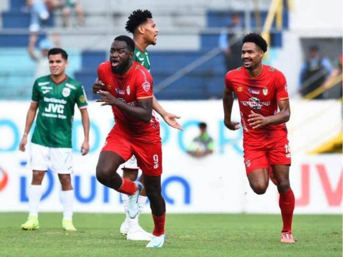 Fichajes de Honduras: Quioto se va, Choco Lozano confirma futuro, Virus Martínez en órbita de tres grandes, ¿y Vargas?