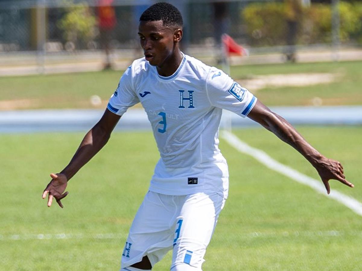 Julián Martínez sufre una nueva lesión que lo mantendrá fuera de las canchas hasta el inicio de la próxima temporada