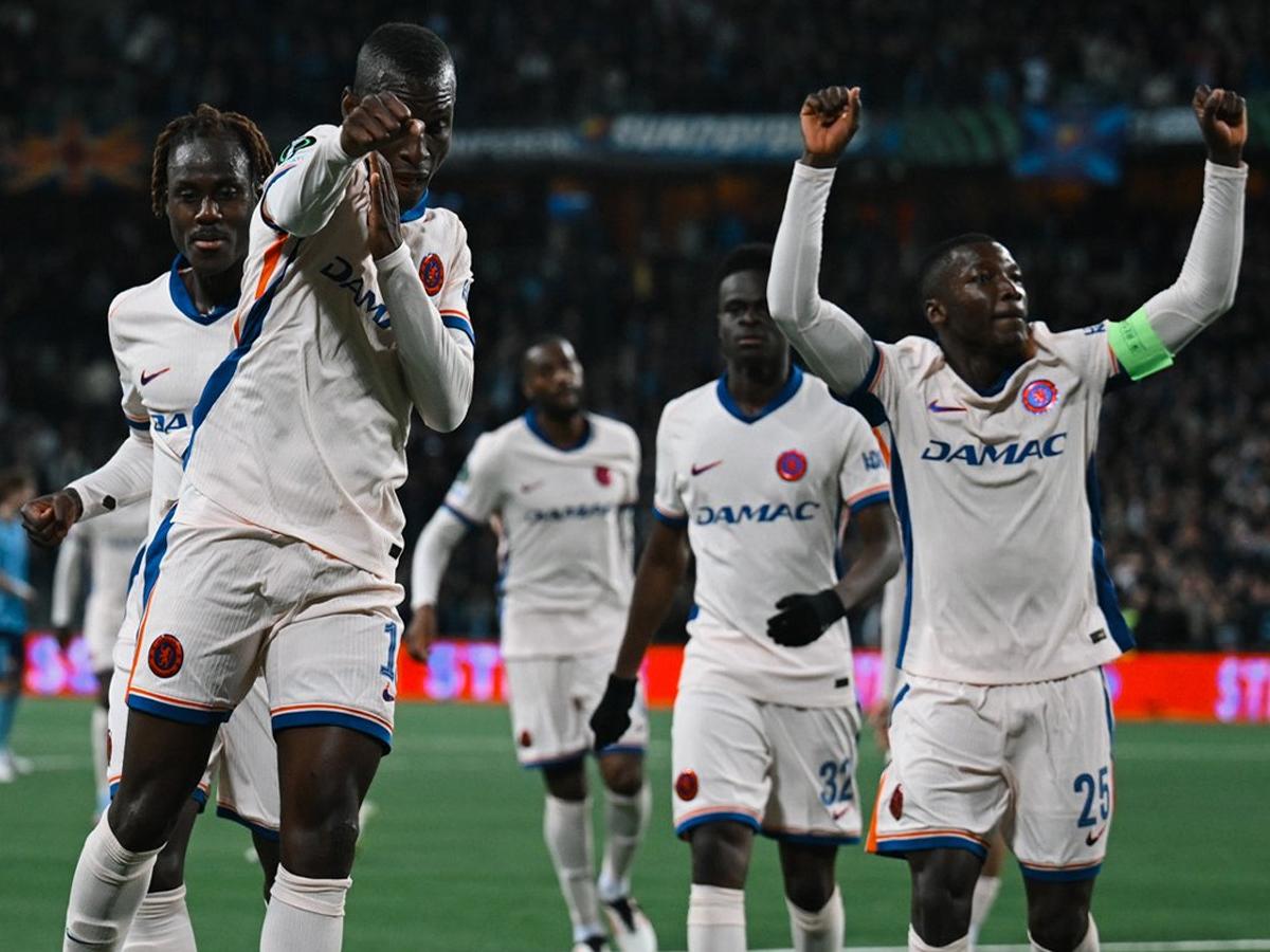 Chelsea golea y se acerca a la final de Conference League: Debutó un niño de 16 años y, ¿qué tiene que ver El Salvador?