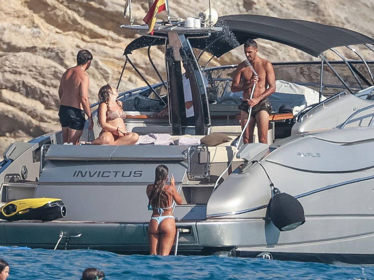 Así se la vive Rodri y su mujer mientras espera fichar con el Barcelona