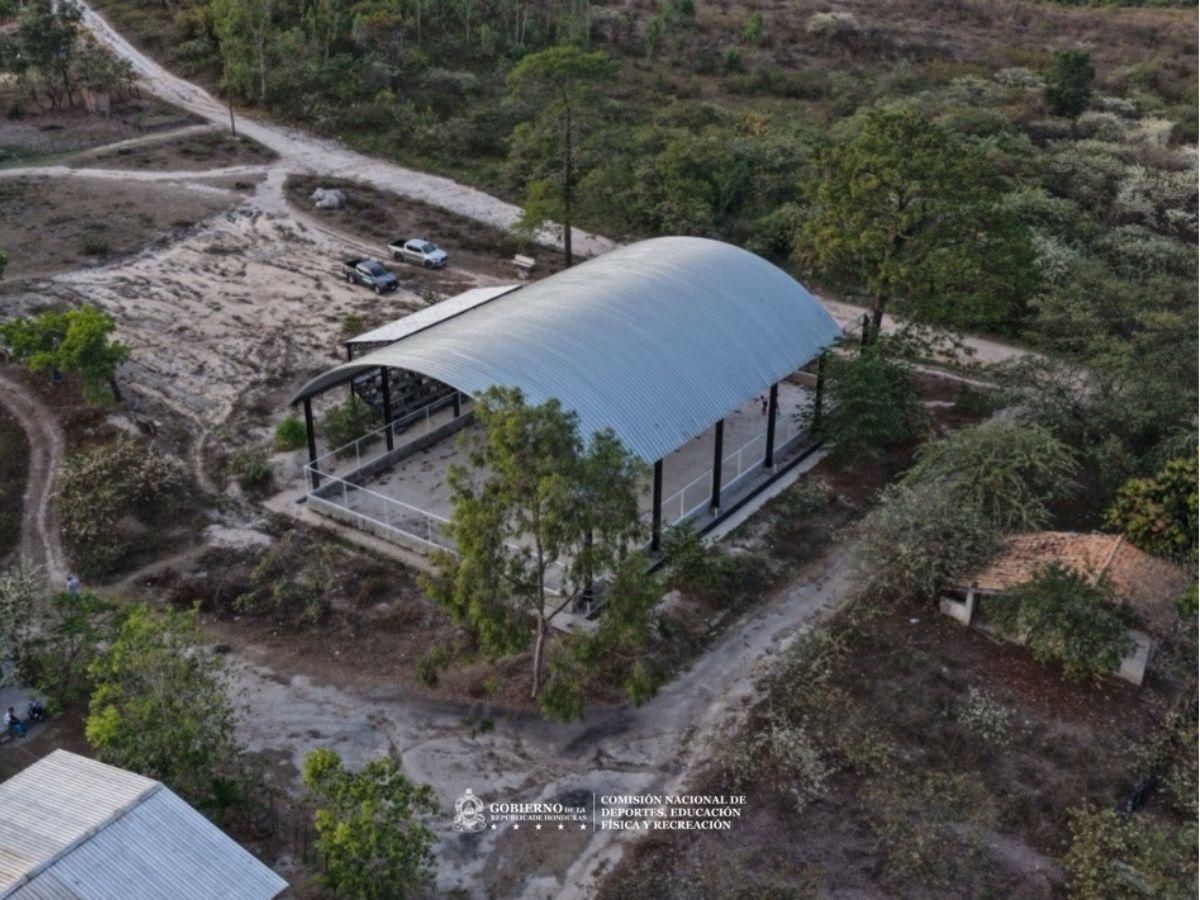 ¡Dos canchas sintéticas! Condepor revela los avances de tres proyectos en reconocidos municipios de El Paraíso