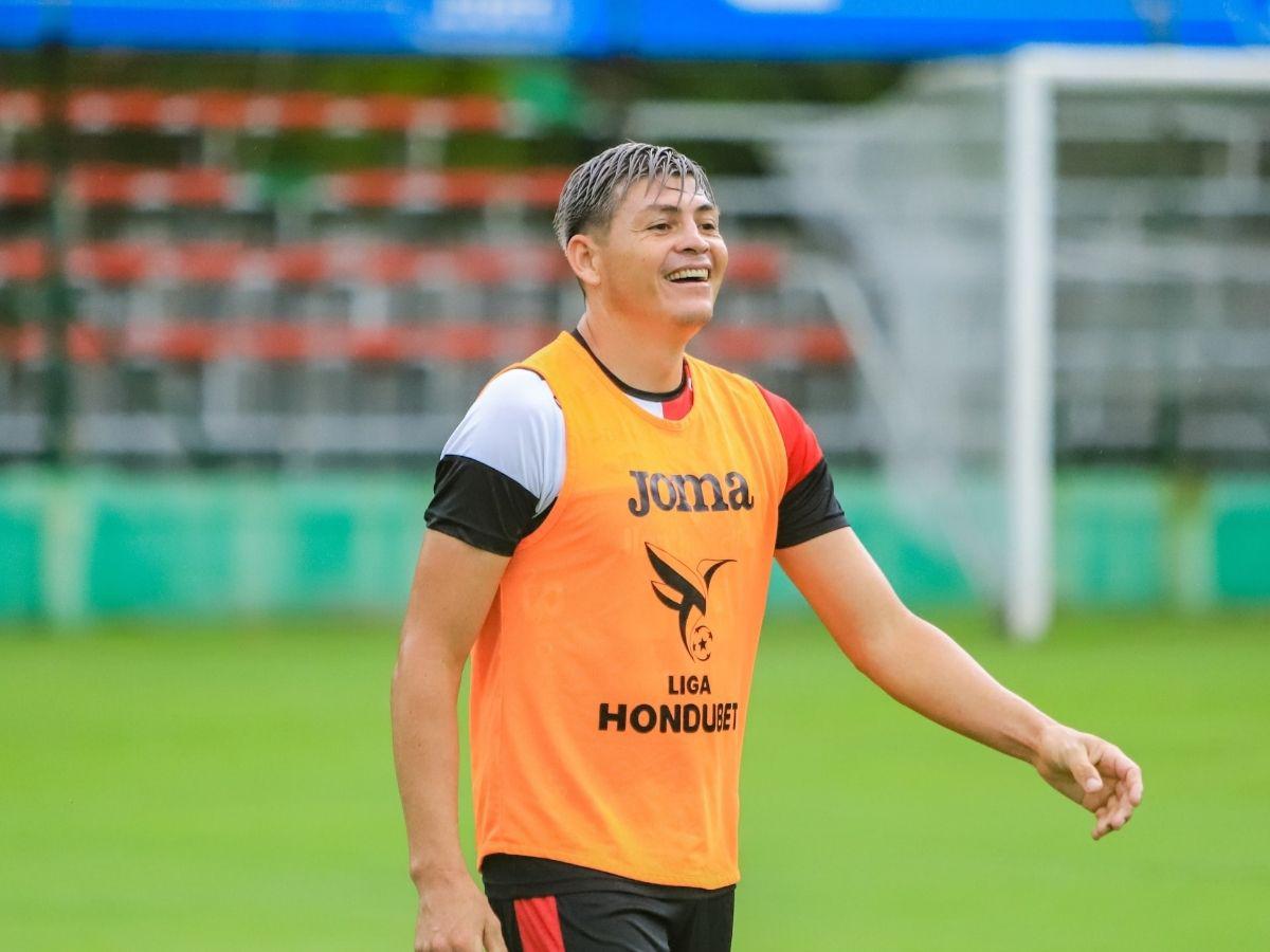 ¡Con los fichajes! Así se arma Marathón para buscar la décima copa en su centenario, ¿cómo sería el 11 titular de Lavallén?