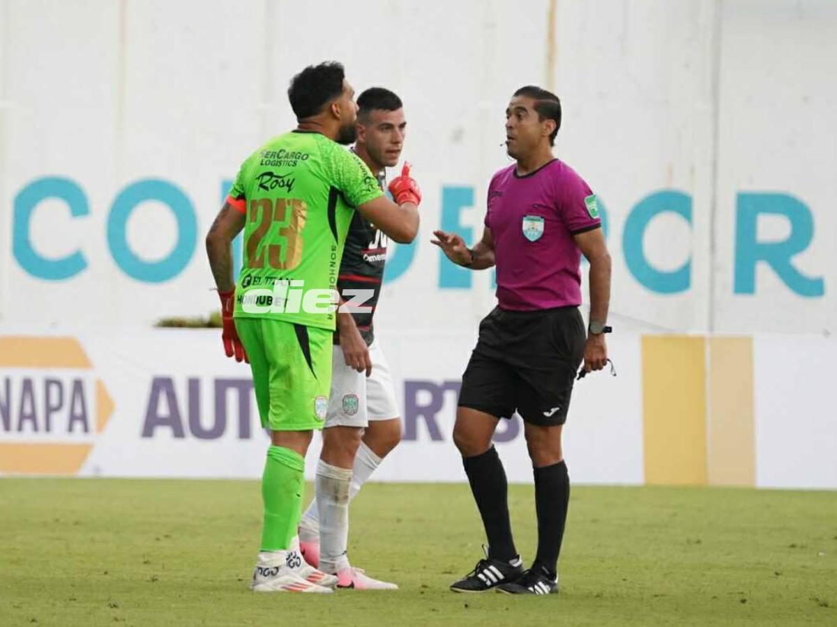 El horror arbitral, bronca de Lavallén y la celebración de Real España tras vencer a Marathón; ¿por qué no jugó Dixon Ramírez?
