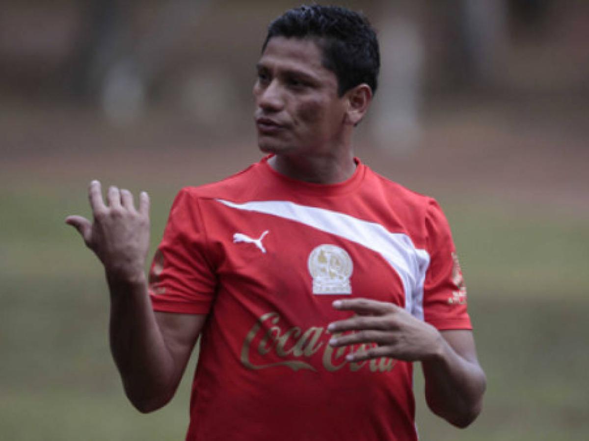 Maylor Núñez, Ever Alvarado Patón Mejía y otros futbolistas que vistieron la camisa de Olimpia y Real España