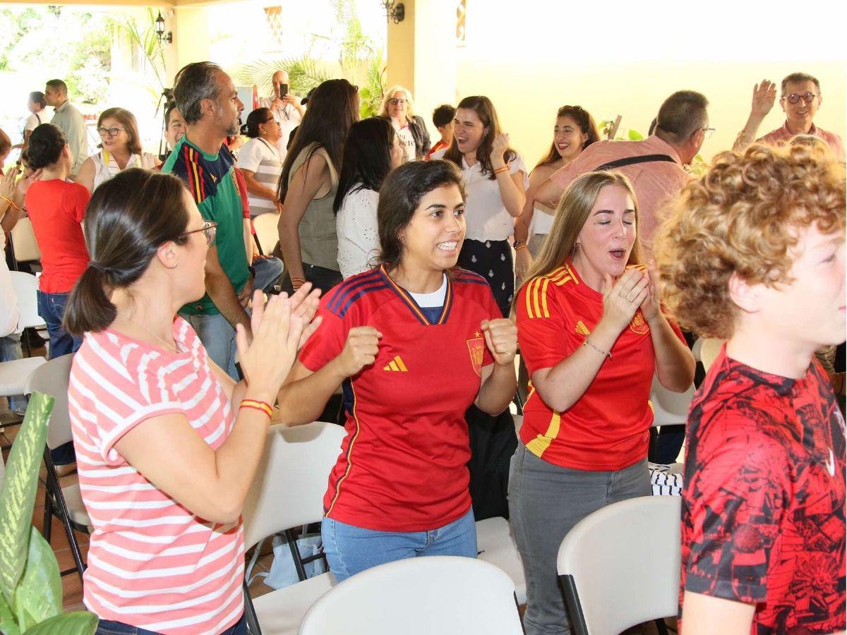 España también vibró en Honduras tras ganar la cuarta Eurocopa: ¡El Estadio Virtual de DIEZ fue un éxito!