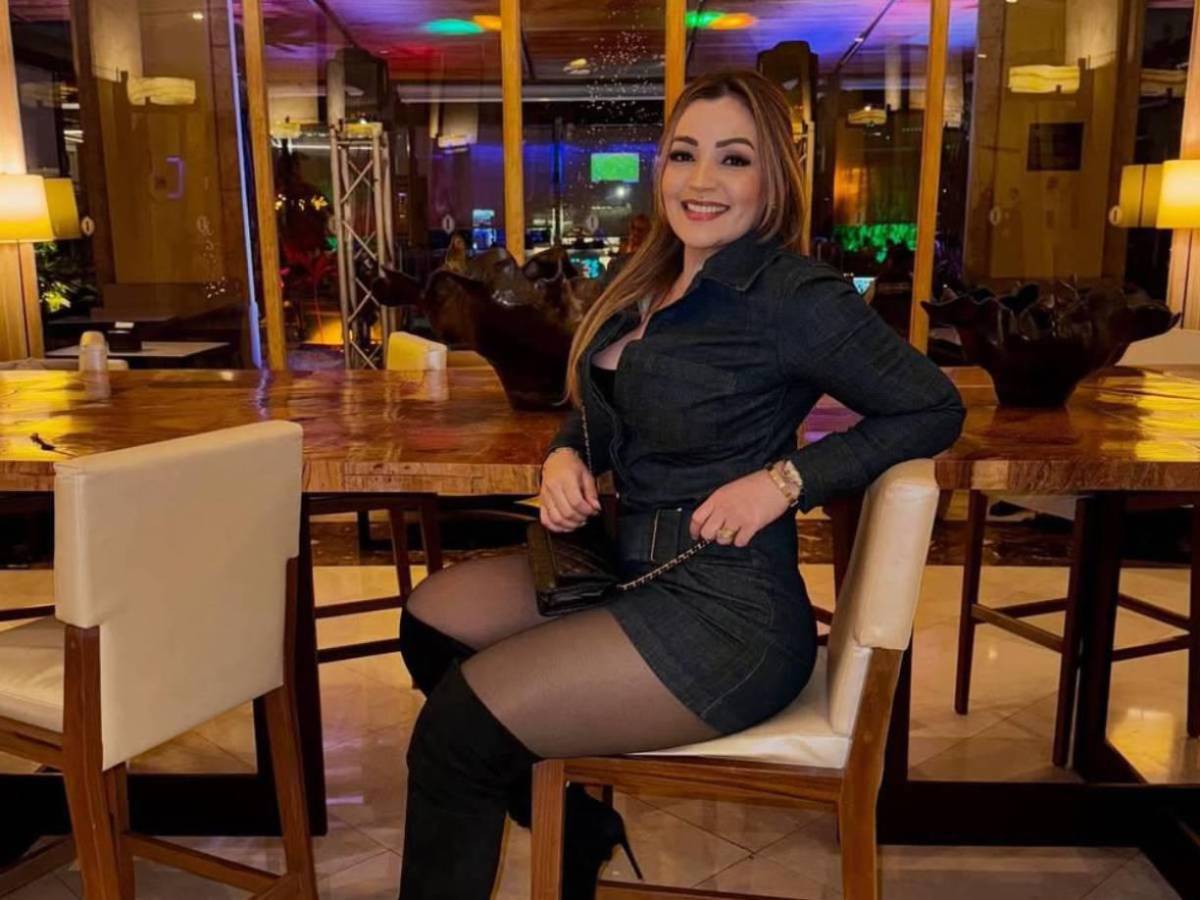 La hermosa esposa de directivo de equipo hondureño deslumbra en redes sociales: así disfruta de sus vacaciones en Roatán