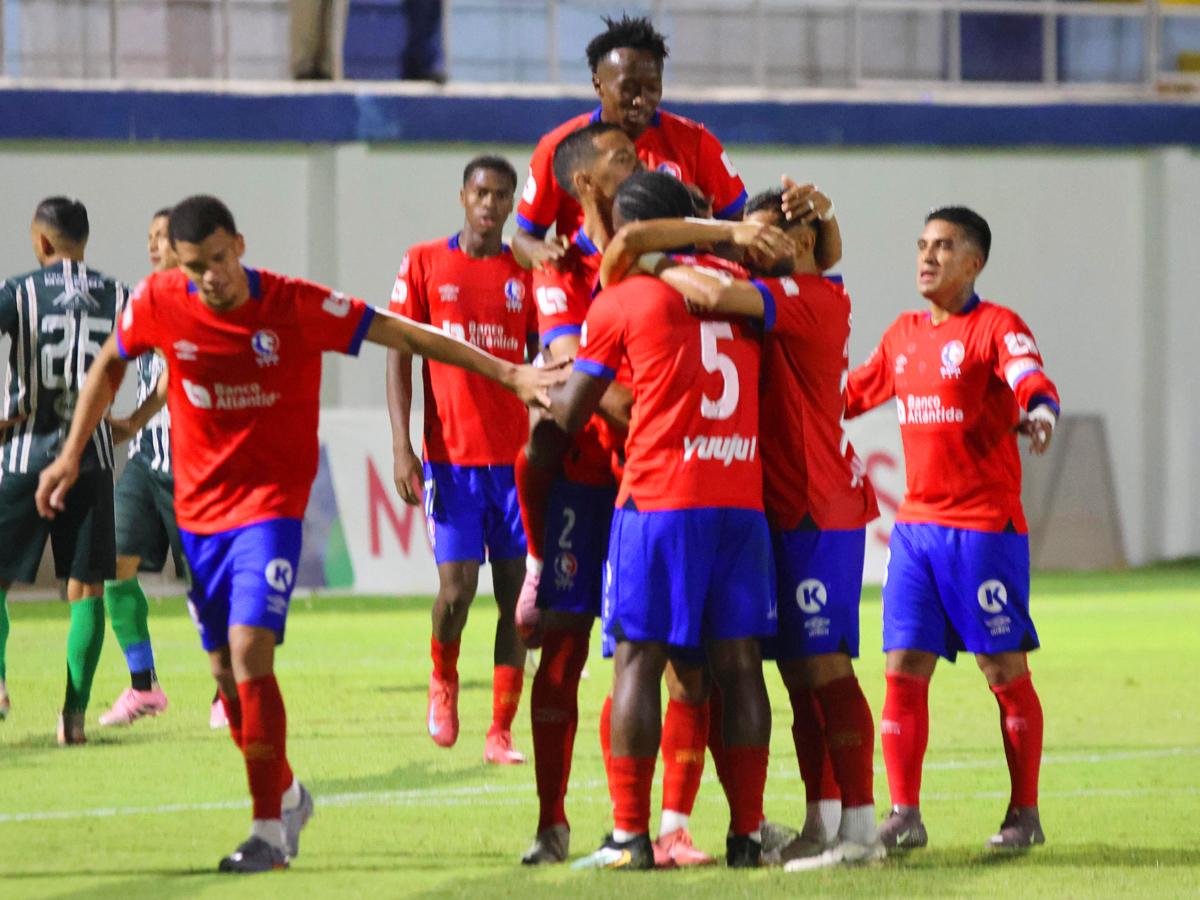 ¡Paliza de locos! Olimpia no tiene piedad del Juticalpa FC y le endosa una goleada de escándalo en Olancho