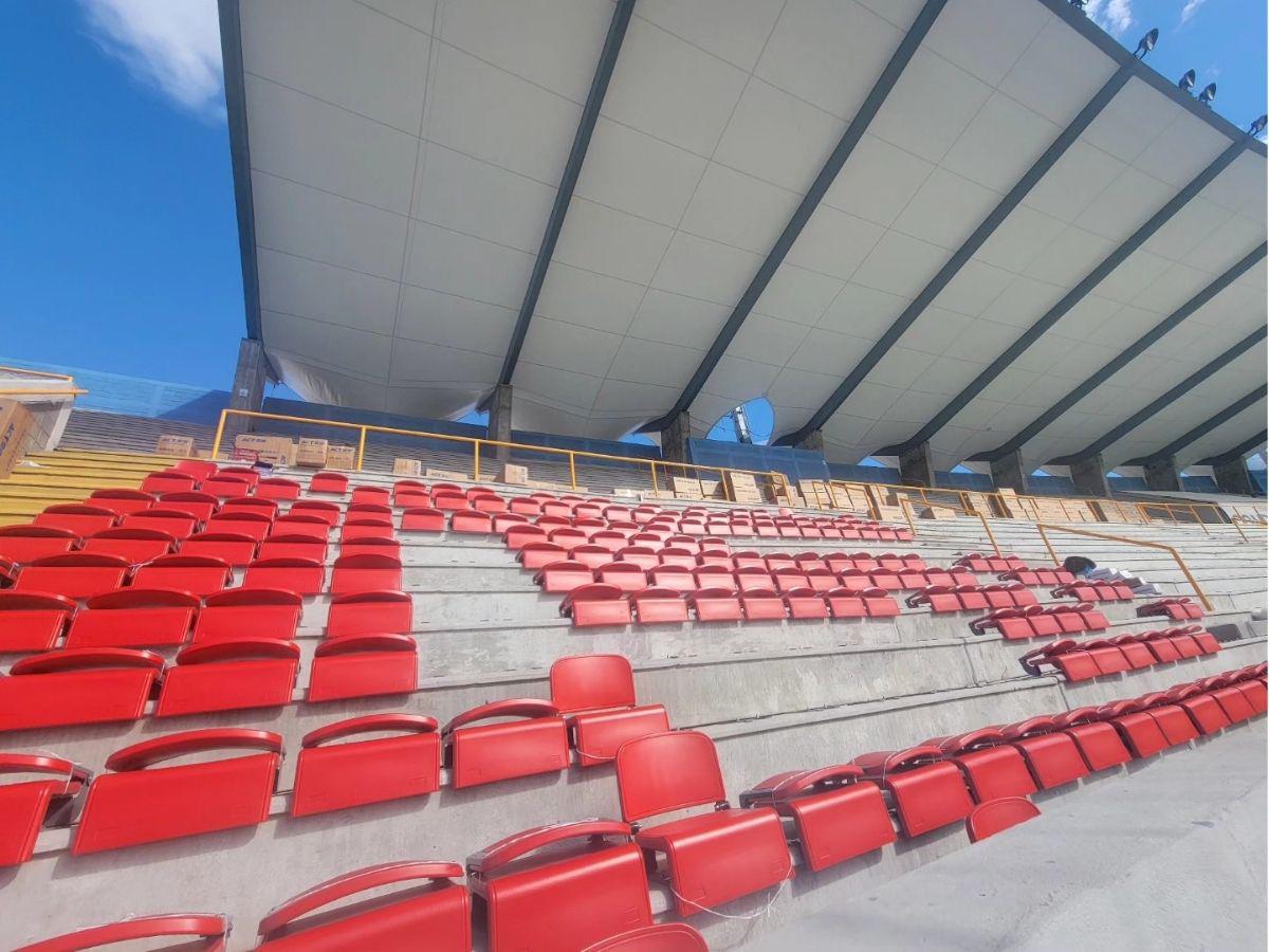 ¿Para la finalísima? Revelan fecha final de instalación de las sillas nuevas en sol centro del Estadio Nacional