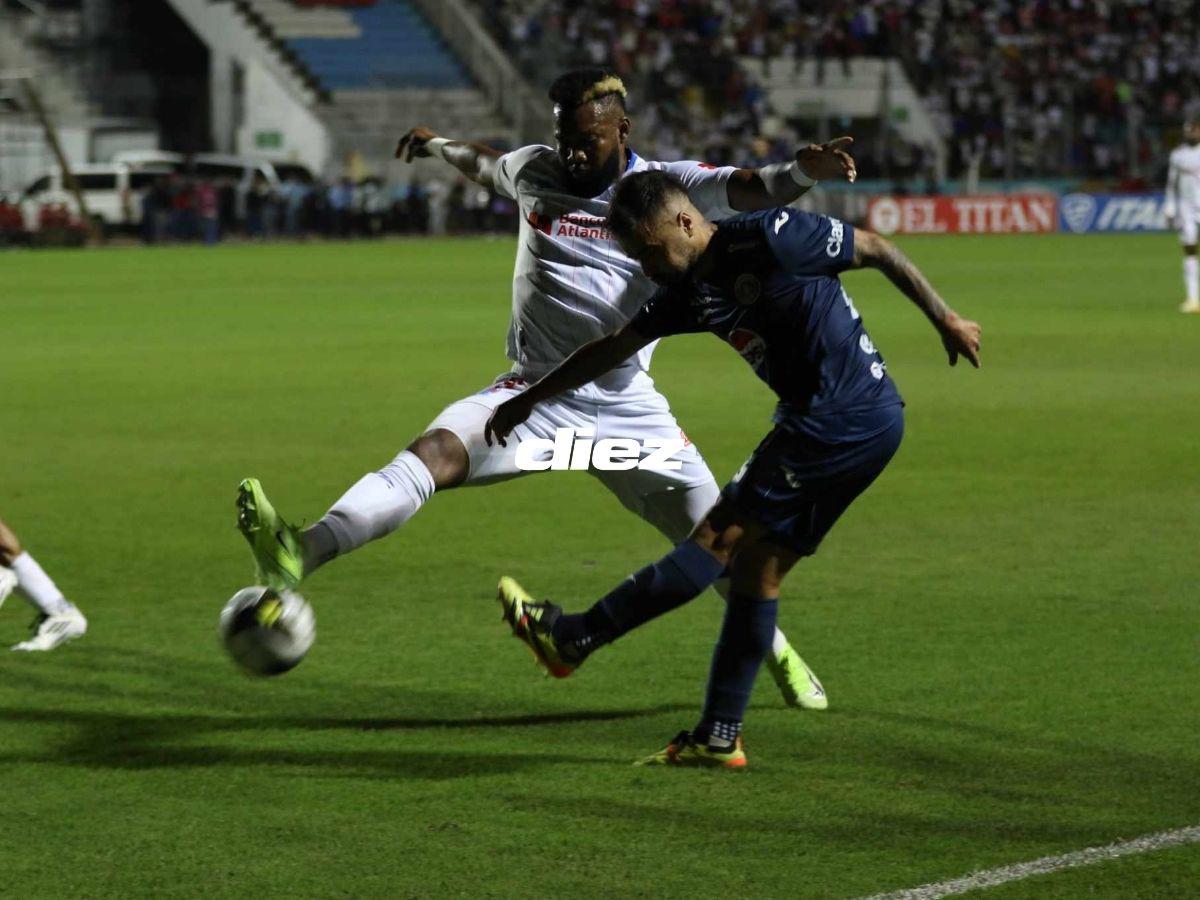No se vio en TV: Llanto de jugador de Olimpia, integrante de Motagua desató la bronca y adiós especial de Troglio