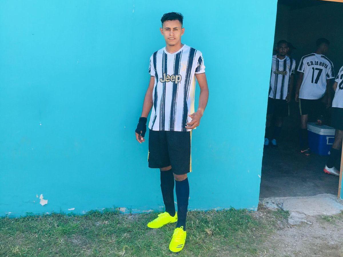 Futbolista hondureño muere tras accidentarse: así quedó su motocicleta luego del trágico choque