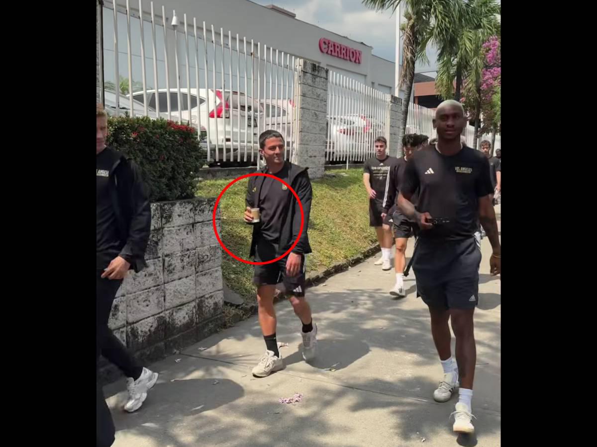 Son quedó enamorado del café de Honduras: así disfrutaron los futbolistas de LAFC en las calles de SPS previo al partido