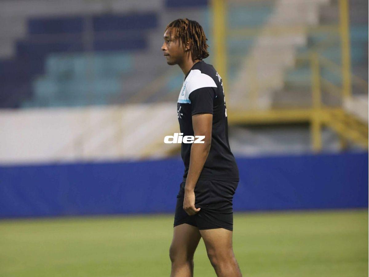 Con los alemanes presentes, los invitados y el fotón que se tomó Honduras: así fue el último entreno de La H en el Morazán