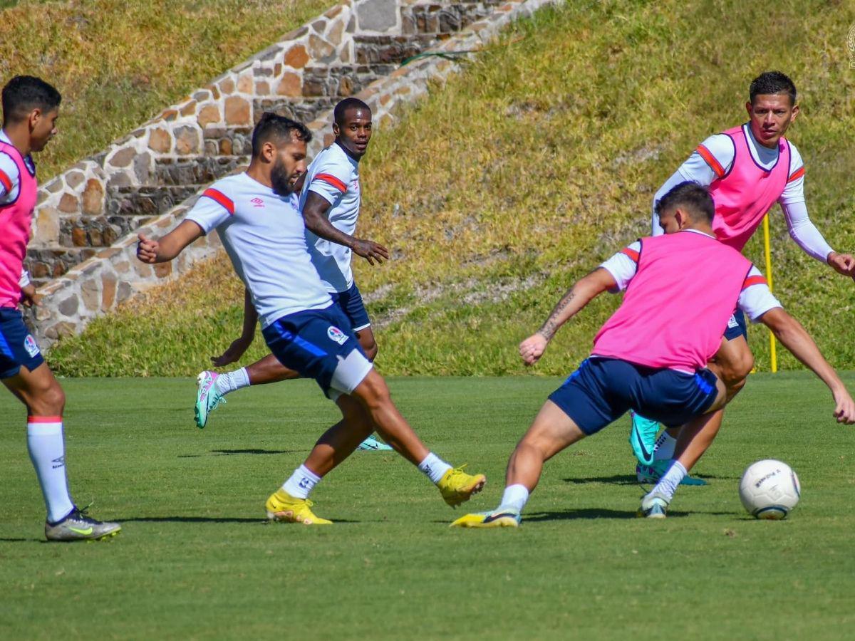 Con dos bajas: Olimpia y su emergente 11 titular para medirse al Motagua en el picante clásico capitalino