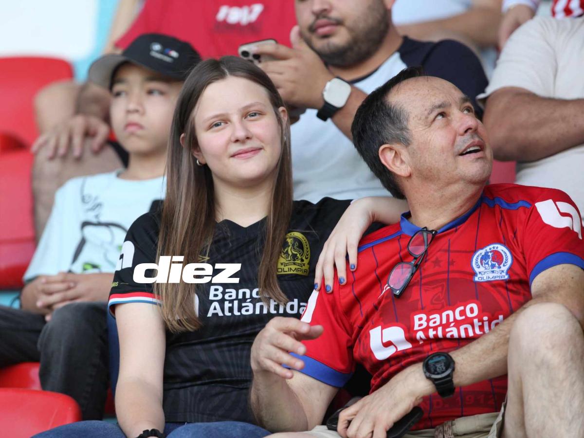 ¡Bellezas en el Nacional! Las hermosas chicas que llegaron a engalanar el clásico entre Olimpia y Real España