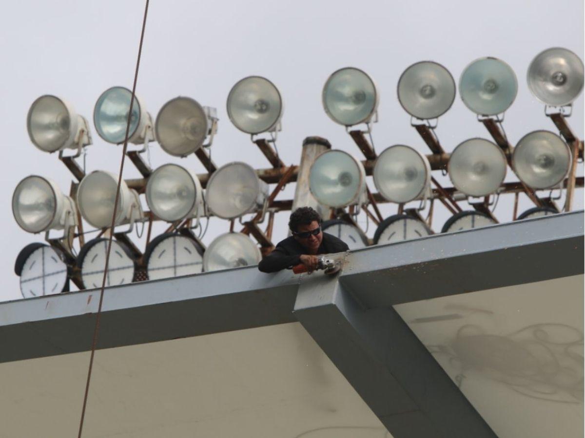 Revelan fecha de entrega de moderna pantalla gigante y los locales del centro comercial del Estadio Nacional Chelato Uclés