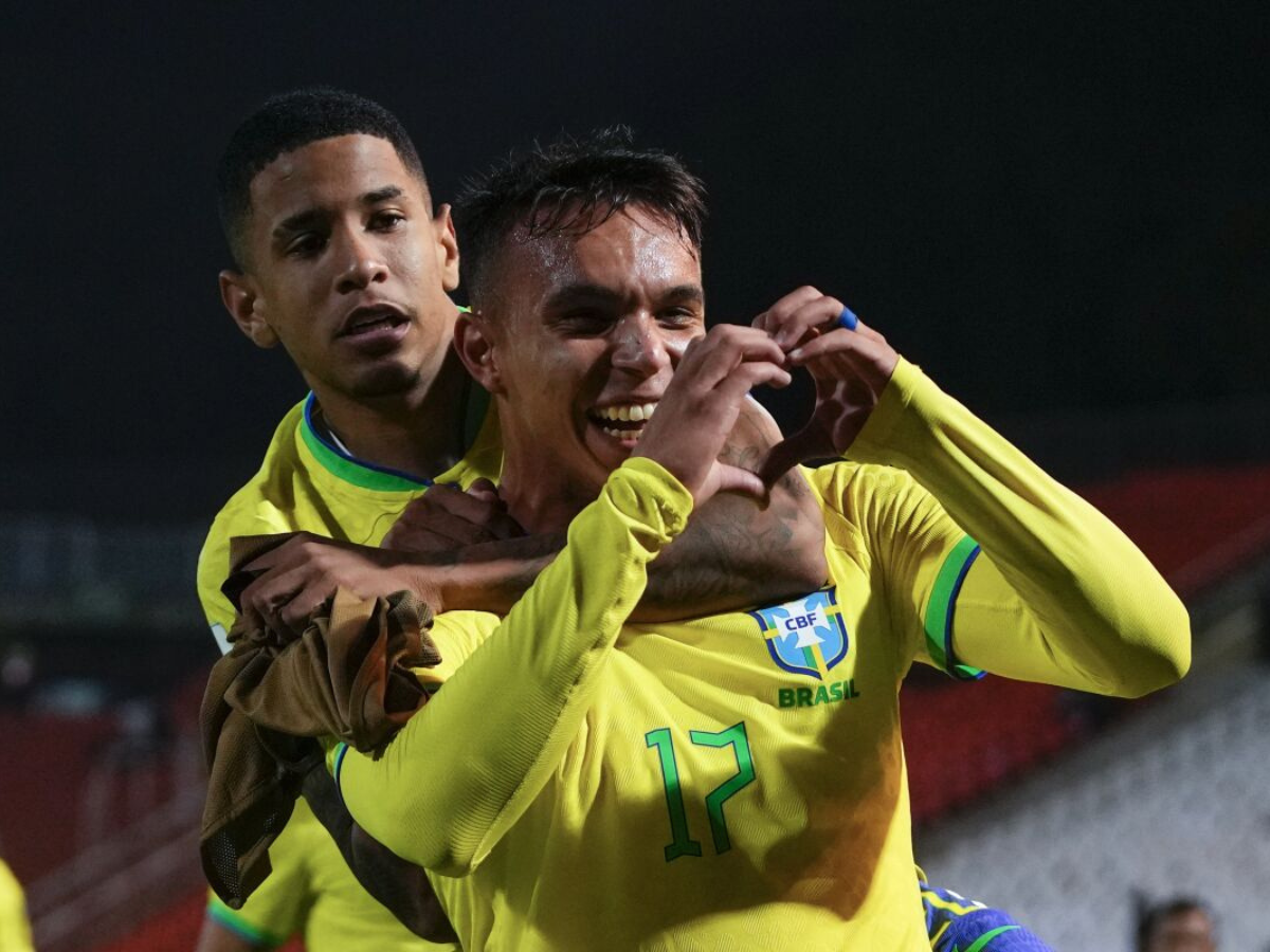 Brasil recupera terreno tras vapulear a República Dominicana que tiene medio pie fuera del Mundial Sub-20 de Argentina
