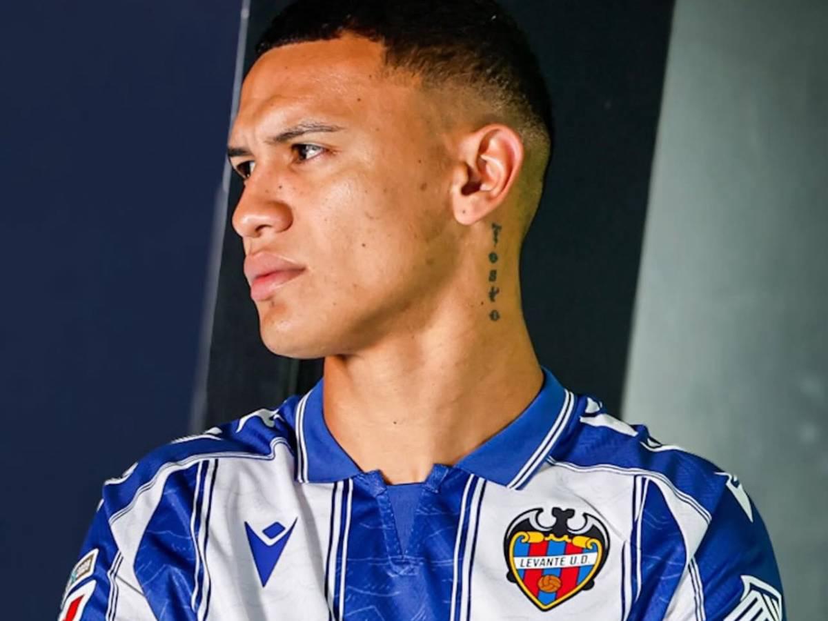 Arriaga la sigue rompiendo en España: la noticia de Levante que alegra a Honduras a 15 días de la Eliminatoria Mundialista