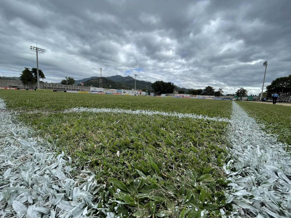 Falta infraestructura y césped en mal estado: Los 4 estadios de la Liga de Ascenso que se ilusionan con recibir juegos de primera en Honduras