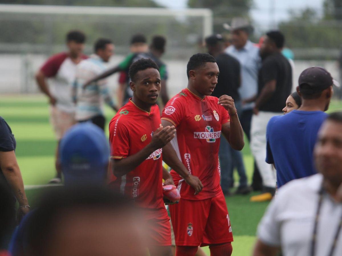 12 jugadores de Real Sociedad que tranquilamente podrían fichar y quedarse jugando con algún equipo de Liga Nacional