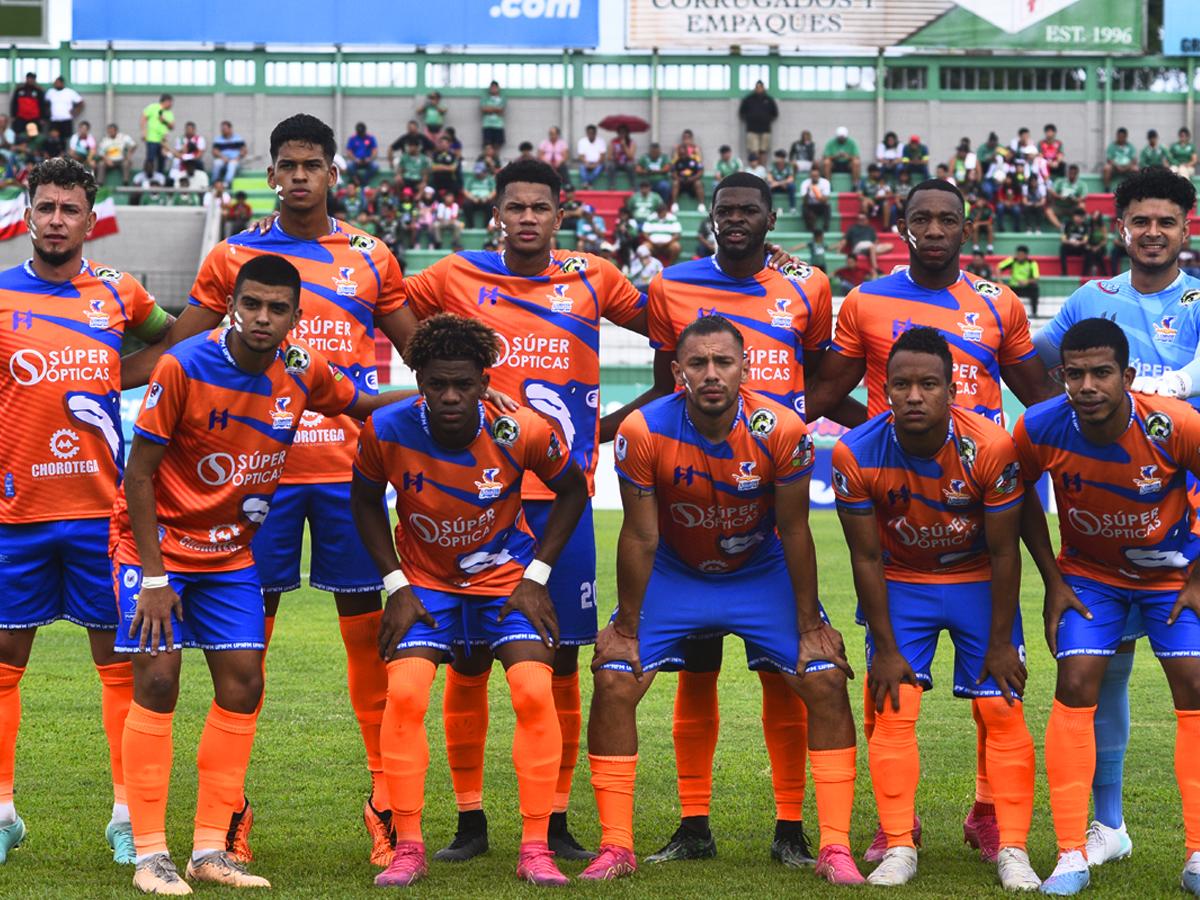 Más salidas de futbolistas en pleno torneo de Liga Nacional: ¡UPFM confirma la separación de tres jugadores!