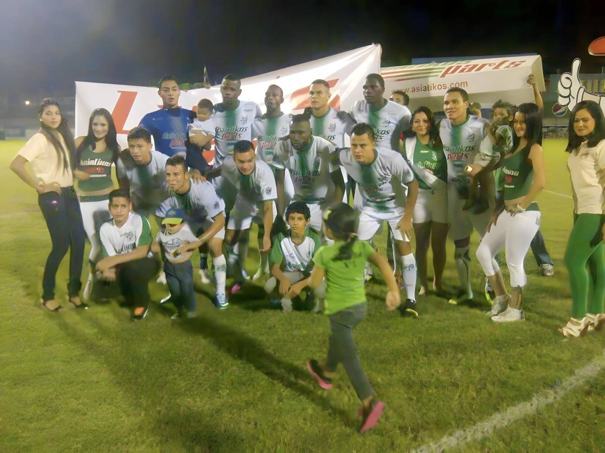 ¿Qué pasó con su carrera? Tiene el récord de ser el más joven en debutar en la primera división de Honduras y así es su presente