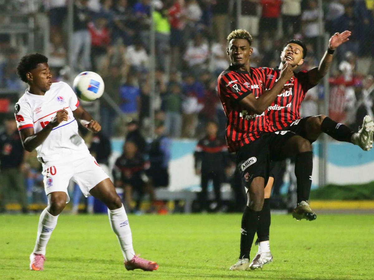 Mazazo al Olimpia: ¡Alajuelense lo sepulta en el Nacional y el equipo tico se clasifica a la final de la Copa Centoamericana!