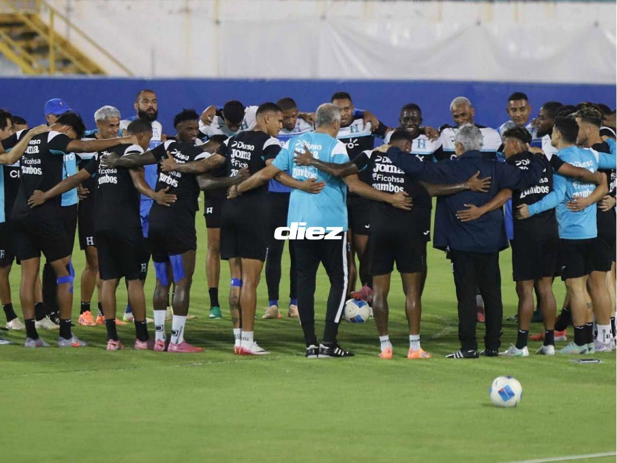 Con los alemanes presentes, los invitados y el fotón que se tomó Honduras: así fue el último entreno de La H en el Morazán