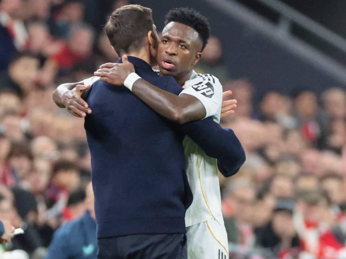 Mbappé-dependencia del Real Madrid, lo que hizo Vinicius tras salir de cambio y lo curioso de la celebración de Camavinga