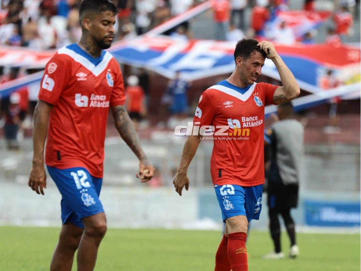 Troglio armó zafarrancho y mostró las ocho copas, la amargura del Olimpia y la fiesta del Victoria en La Ceiba