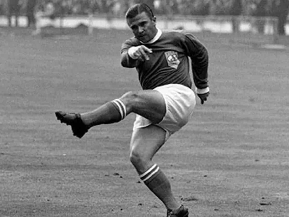 Cristiano Ronaldo recibe duro golpe y Messi sonríe: la IA señala a los mejores jugadores de la historia del fútbol