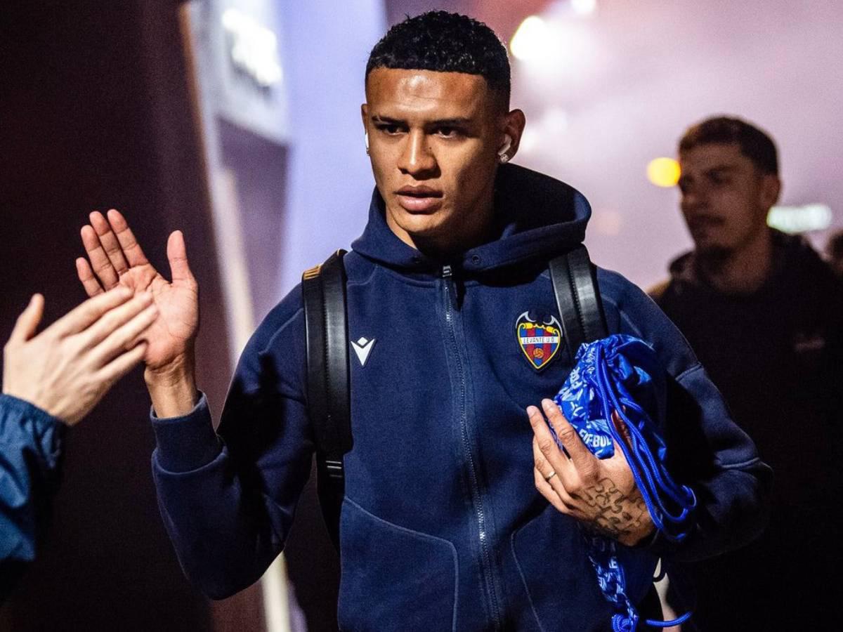 Kervin Arriaga sigue el protocolo luego del golpe en la cabeza que sufrió en la Liga Española: esto informan del hondureño