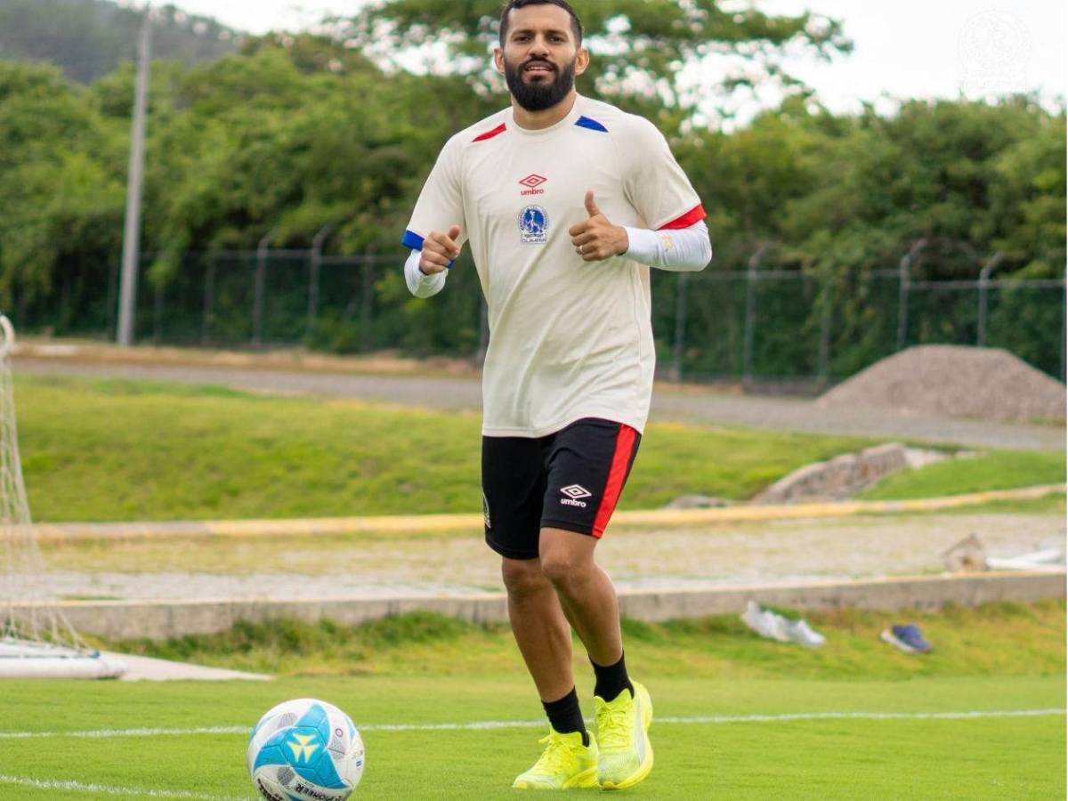 ¡Sorpresas! Así sería el 11 titular de Olimpia ante Motagua por el título de la Supercopa