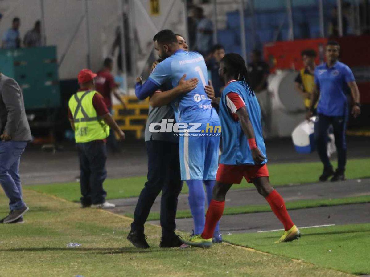 No se vio en TV: Bronca de Auzmendi, las bellas hinchas de Real Sociedad y la frustración del Motagua en el Nacional