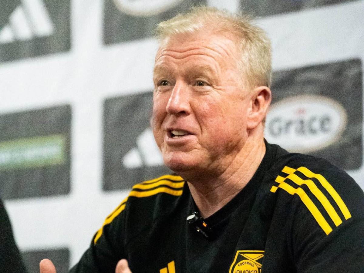 Giro inesperado: Técnico renunció a pesar de estar en el repechaje al Mundial 2026