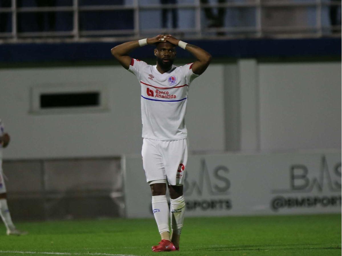 Lo que pasó con José Mario Pinto, Bengtson se encaró con aficionados de Olancho, bronca de Espinel y la roja de cárcel