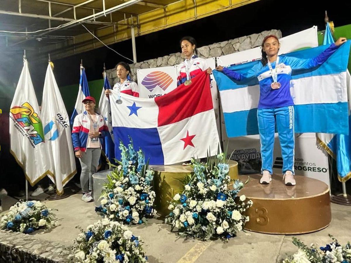 Los hondureños dieron su mejor esfuerzo para poner en alto la bandera de Honduras.