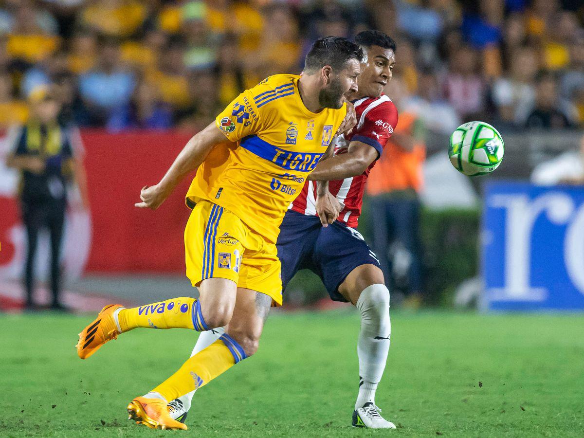 Tigres y Chivas empatan en la primera final del Clausura-2023 del fútbol mexicano